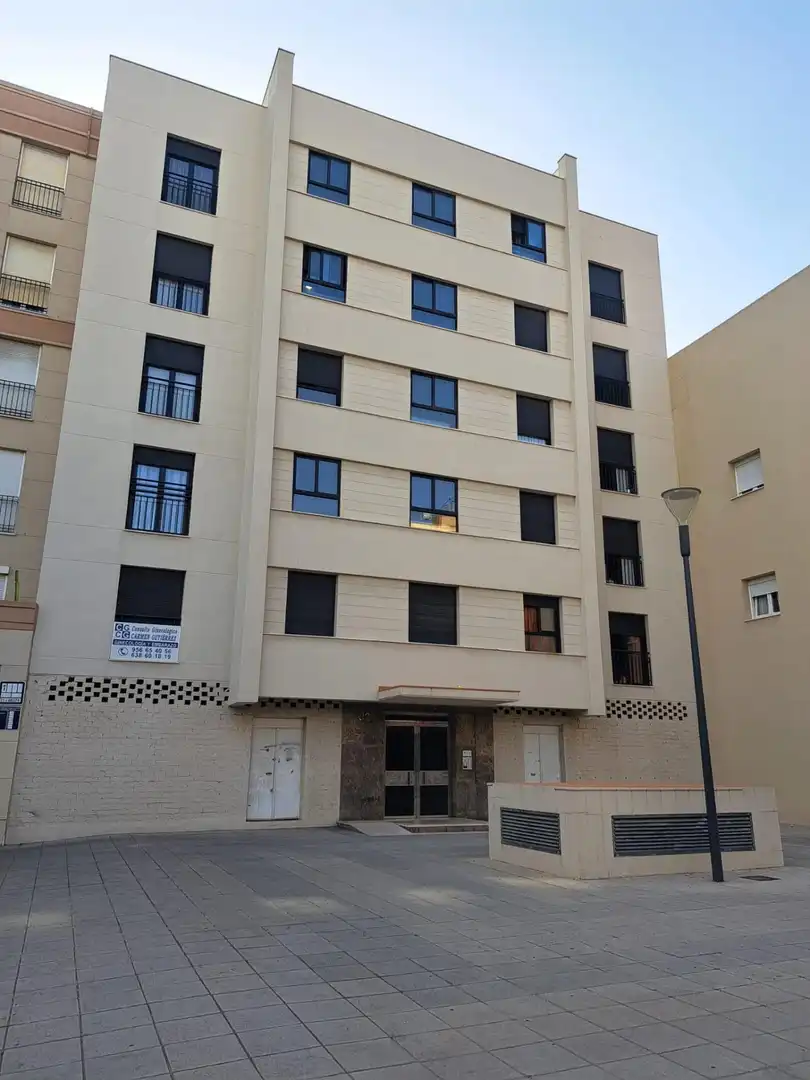 Vista exterior de Pis en venda en Algeciras