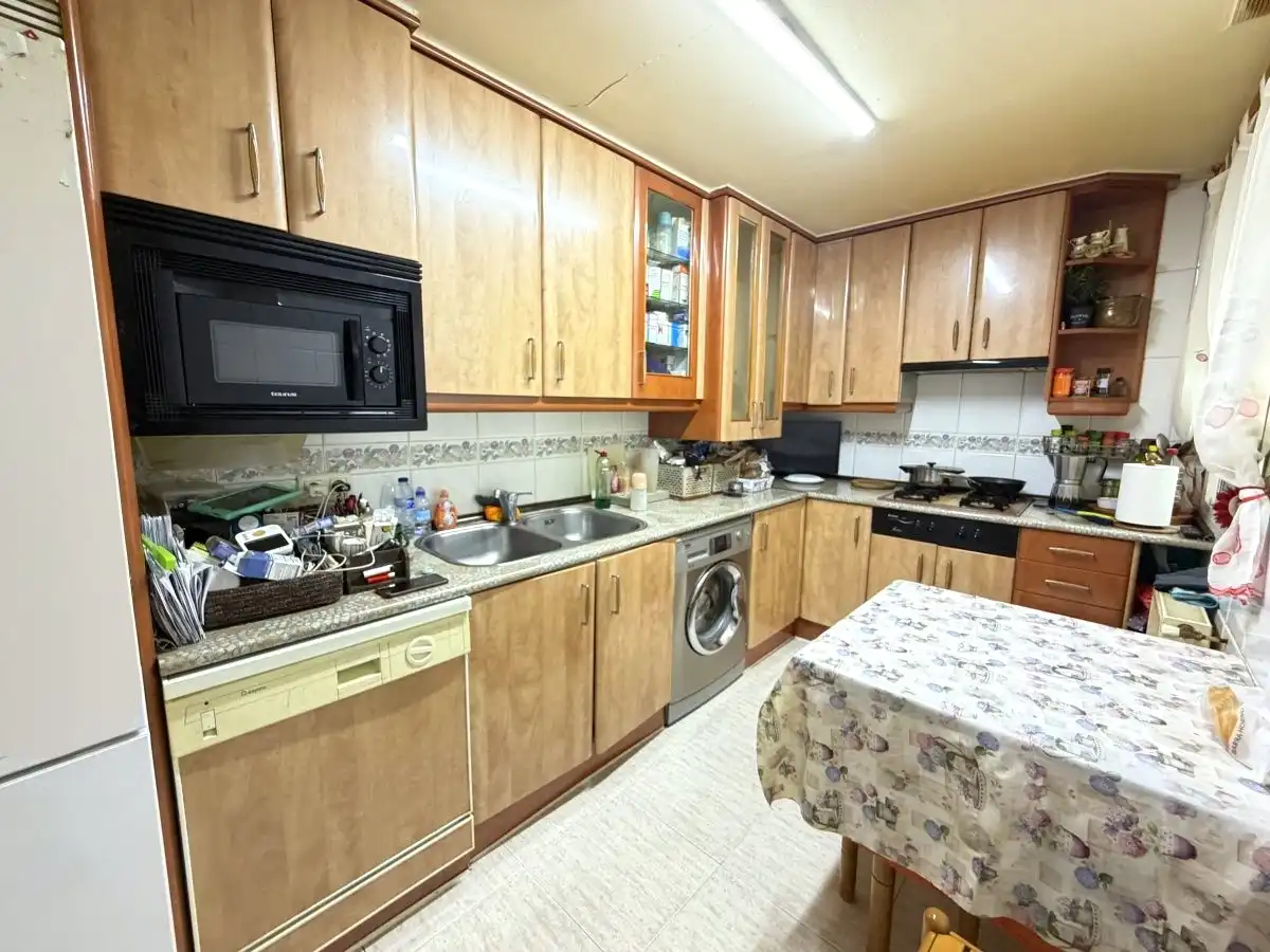 Kitchen of Houses for sale in Azuqueca de Henares  with Air Conditioner, Heating and Private garden