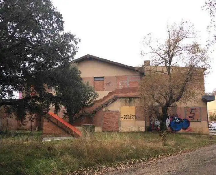 Exterior view of Residential for sale in Revillarruz
