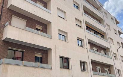Exterior view of Flat for sale in Salamanca Capital  with Heating, Terrace and Furnished