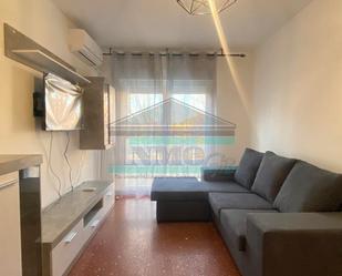 Living room of Flat to rent in  Granada Capital  with Air Conditioner