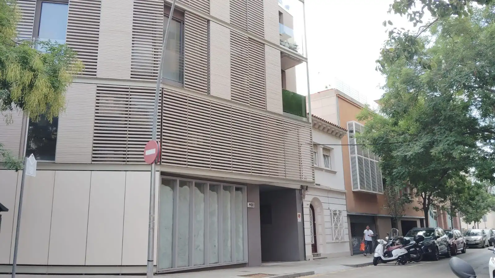 Einzelparkplatz zur Miete in CALLE MODOLELL 56