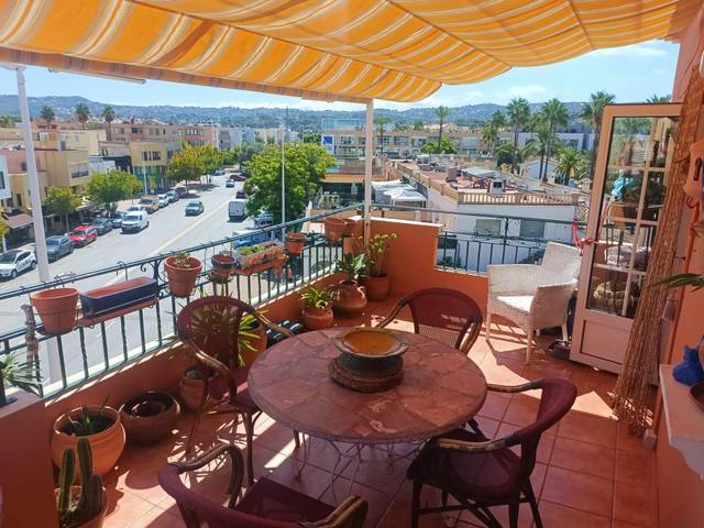 Ático en Alquiler en Montañar - El Arenal