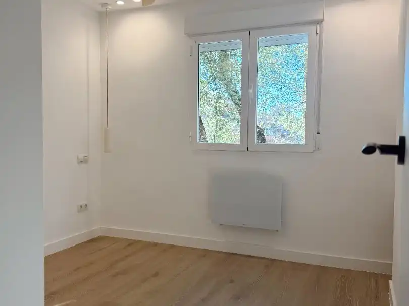 Habitación de Piso en venta en Ciudad Lineal