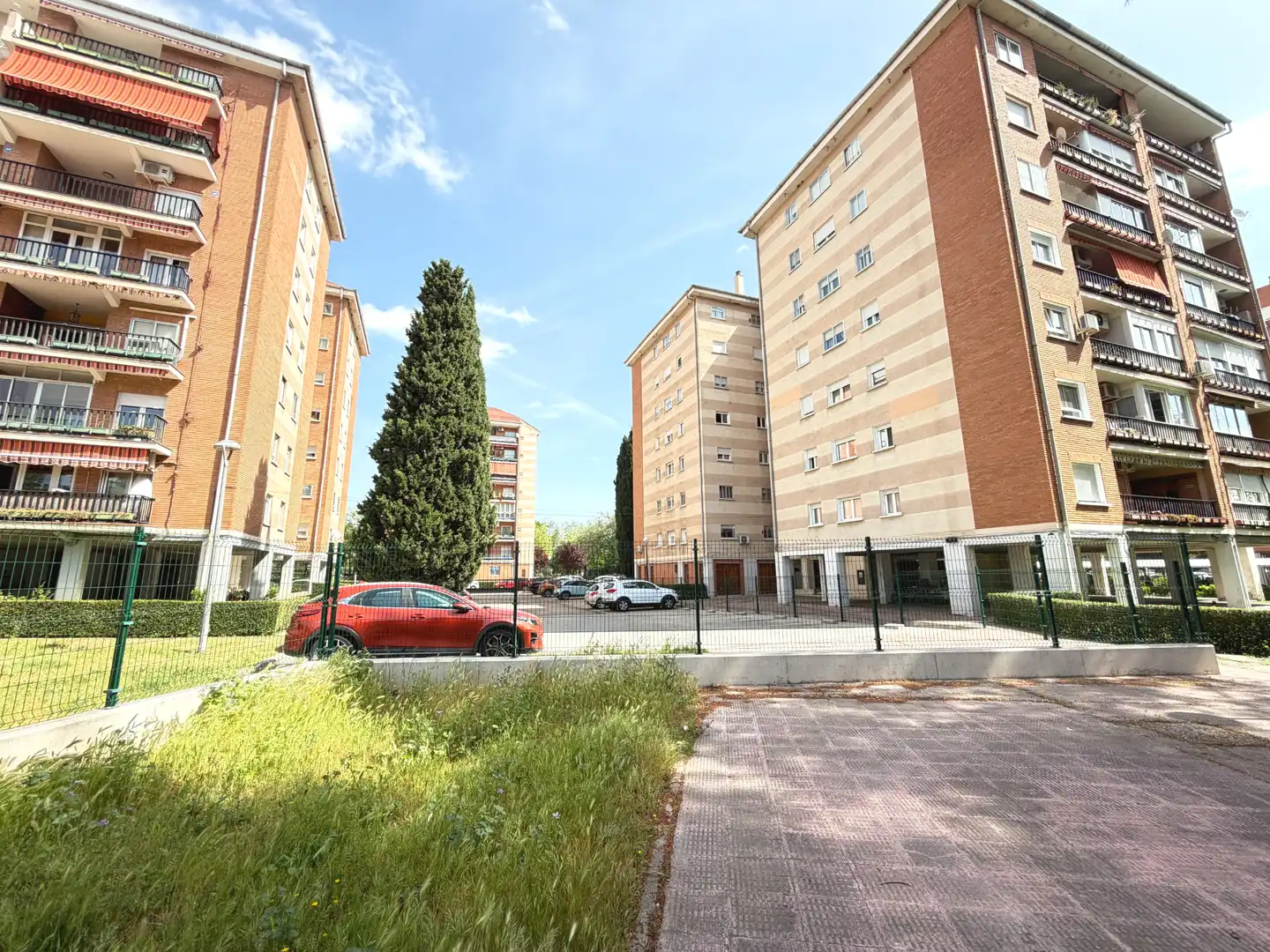Aparcament de Dúplex en venda en Alcalá de Henares amb Aire condicionat i Calefacció