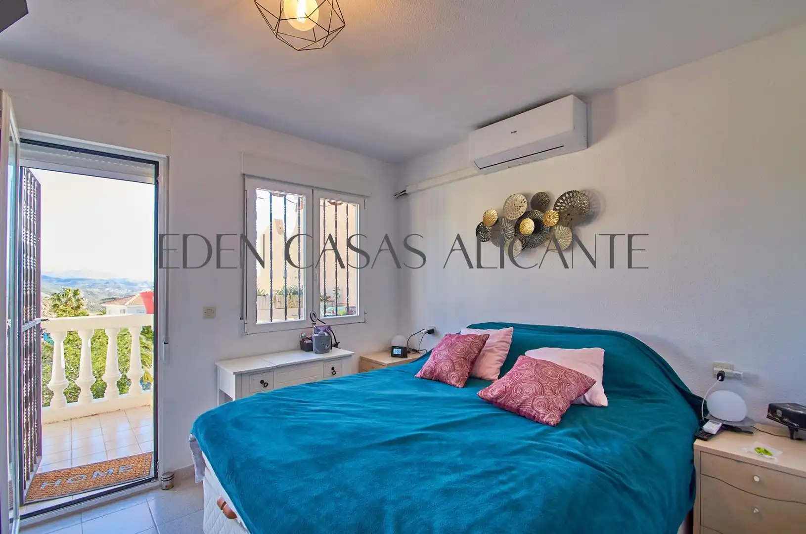 Habitación de Casa adosada en venta en El Campello con Aire acondicionado, Jardín privado y Terraza