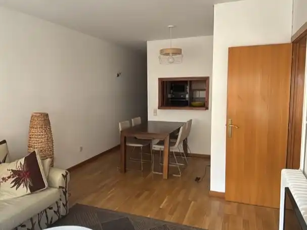 Piso con ascensor en alquiler en Calle d'Aymerich 1, imagen 2