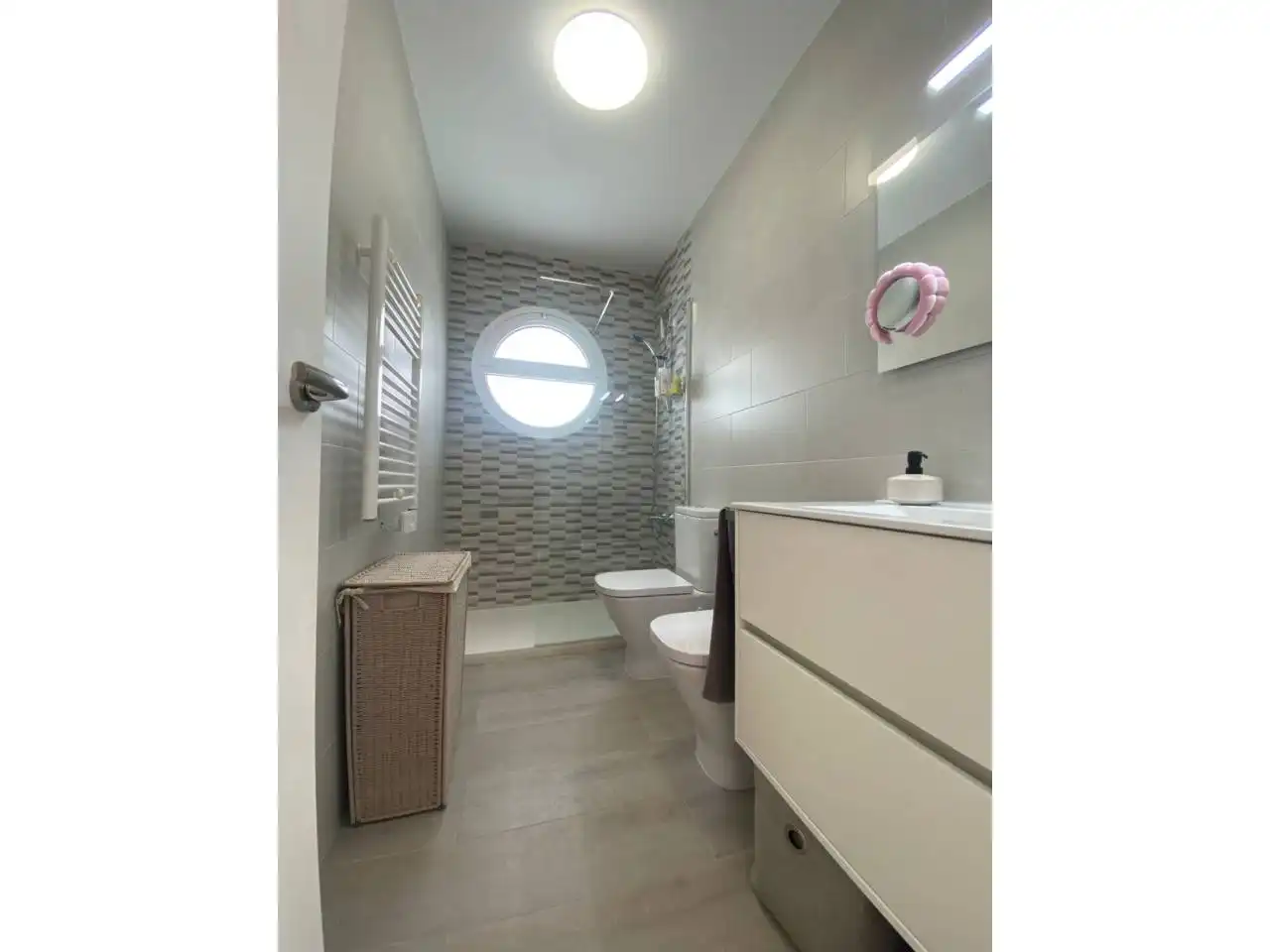 Baño de Casa adosada en venta en Mont-roig del Camp con Aire acondicionado, Parquet y Terraza