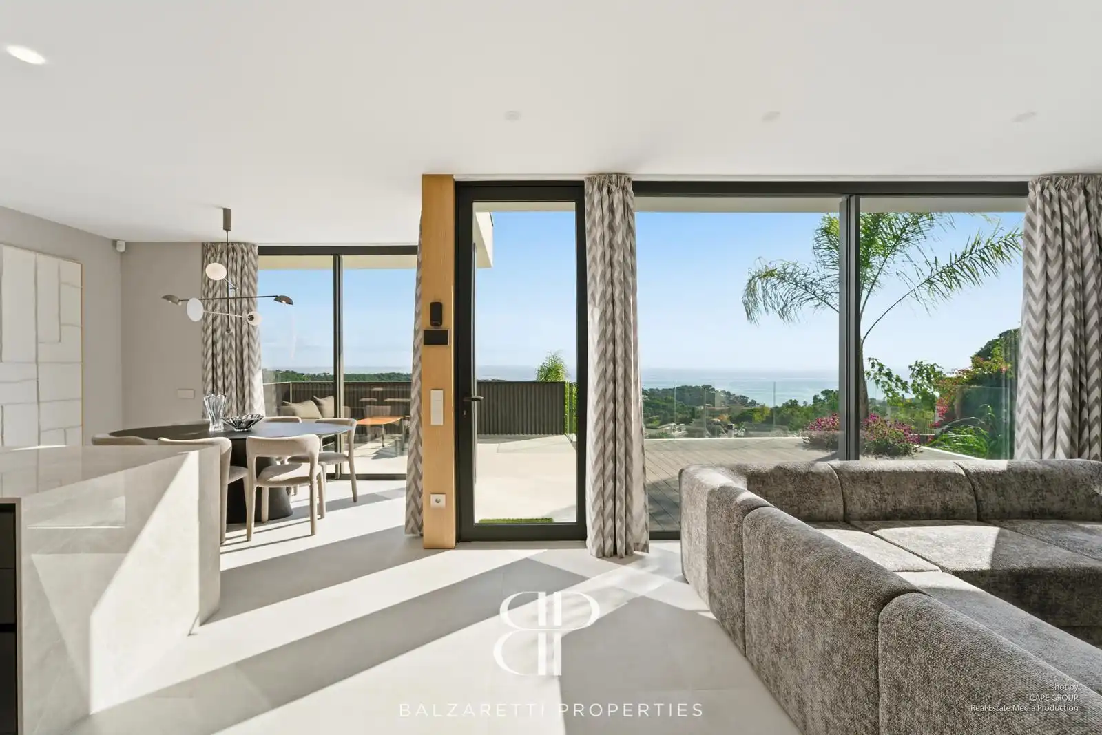 Sala d'estar de Casa o xalet en venda en Lloret de Mar amb Aire condicionat, Calefacció i Jardí privat