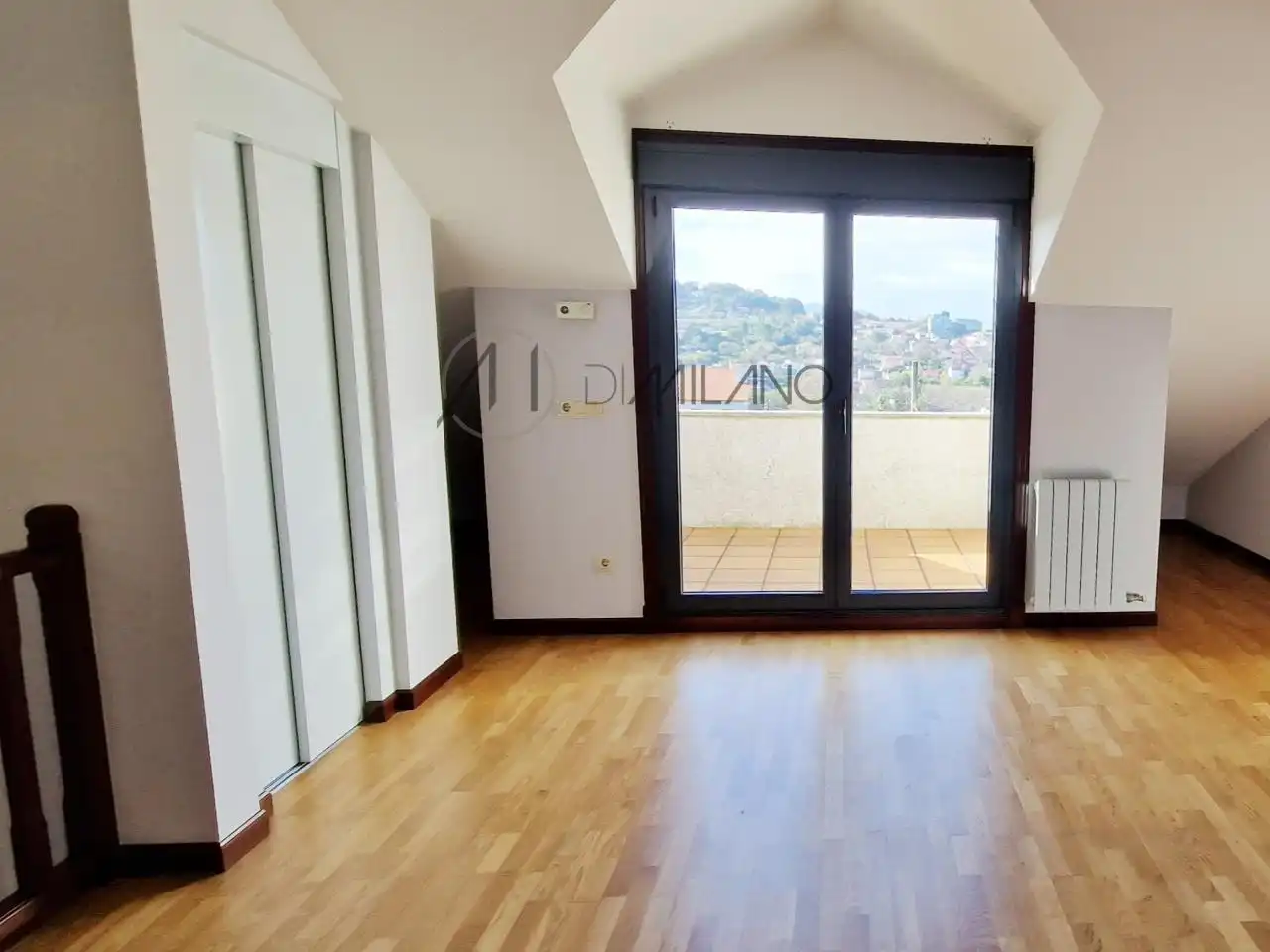 Living room of Detached homes for sale in Vigo   with Heating, Private garden and Parquet flooring