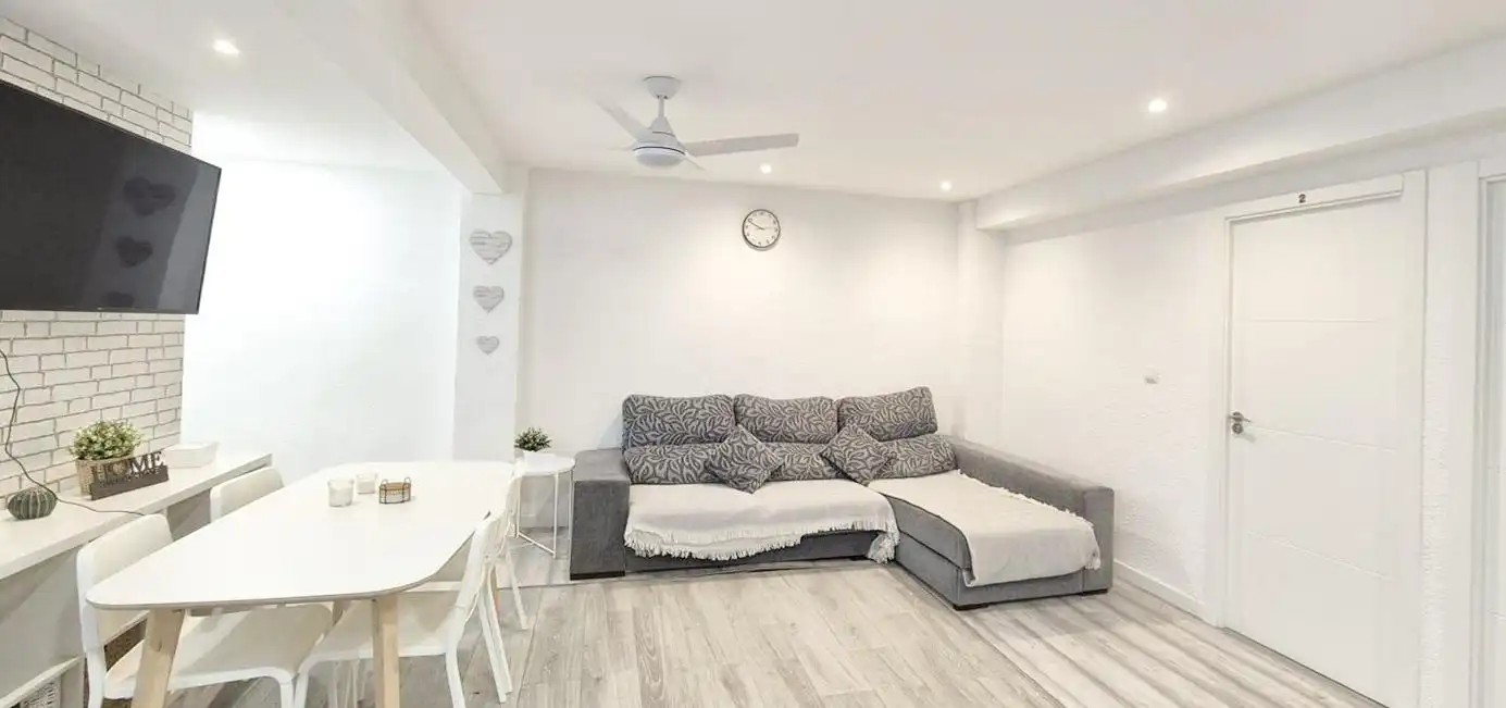 Living room of Flat for sale in Elche / Elx  with Furnished