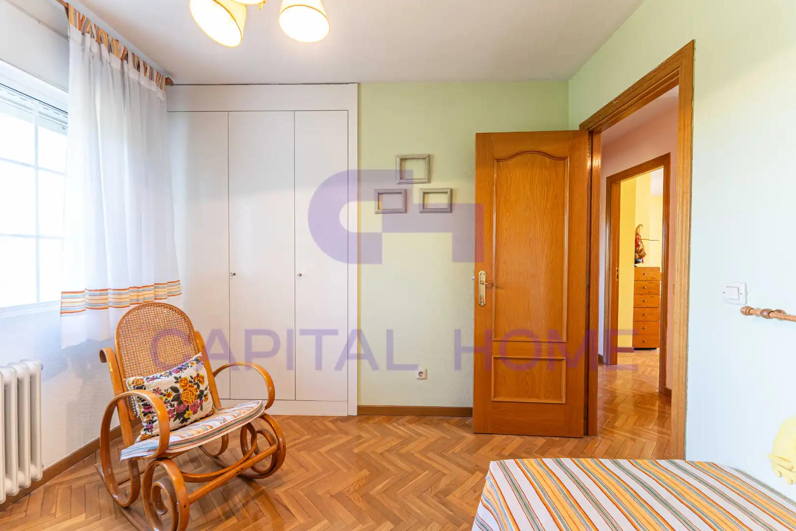 Doppelhaushälfte mit Garten zum Verkauf in Calle del Roble, imagen 36