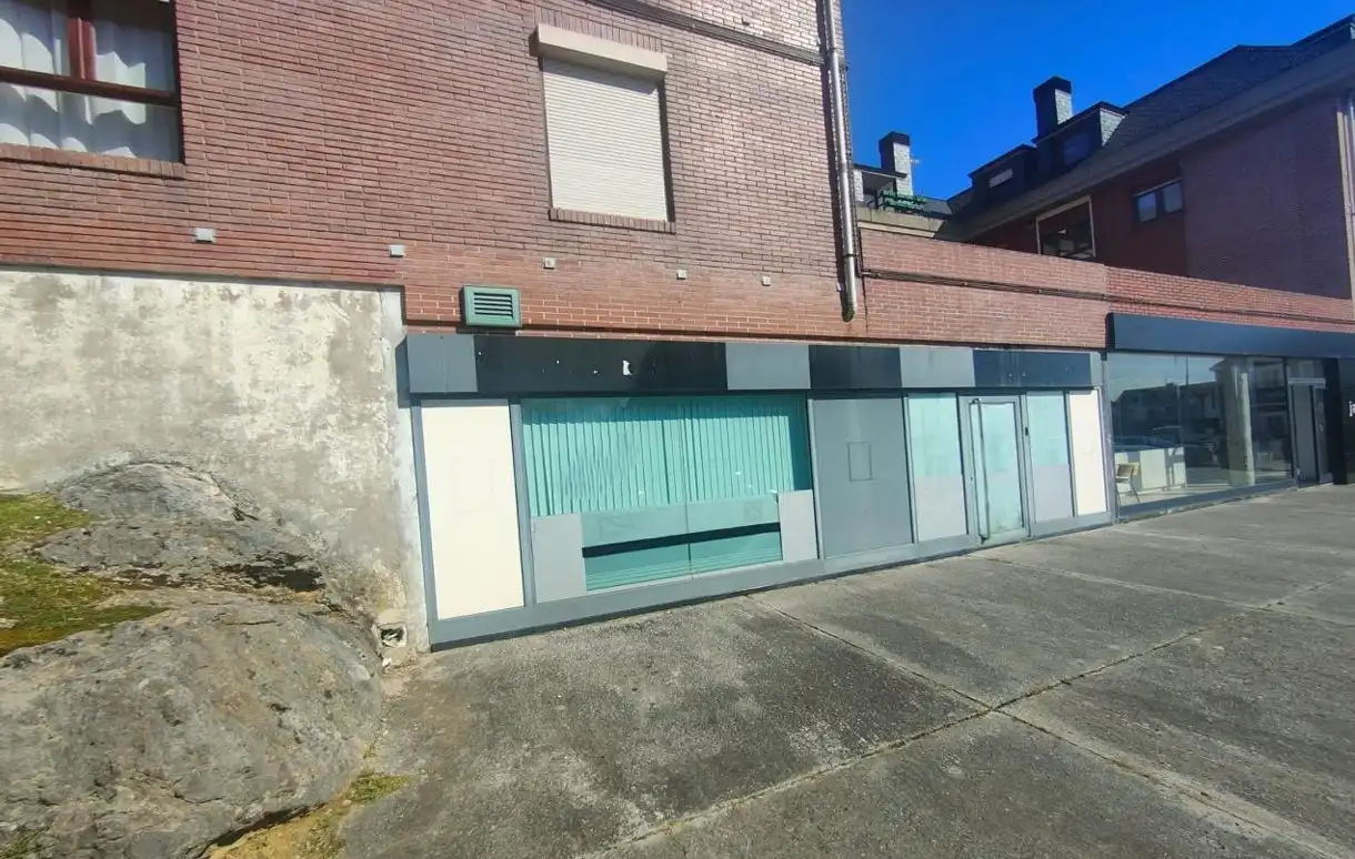 Außenansicht von Geschaftsraum zum Verkauf in Marina de Cudeyo