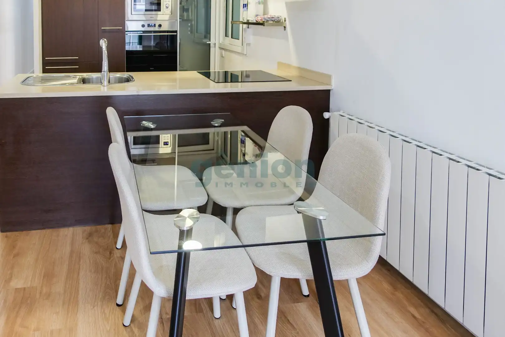 Comedor de Piso en venta en Girona con Aire acondicionado, Calefacción y Balcón