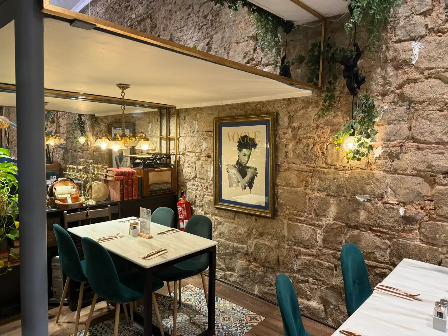 Business premises for transfer in Ciutat Vella, imagen 10