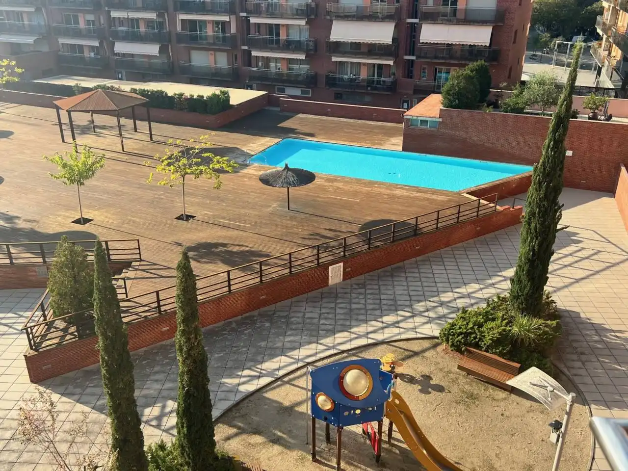 Piscina de Piso en venta en Manresa con Aire acondicionado, Calefacción y Parquet