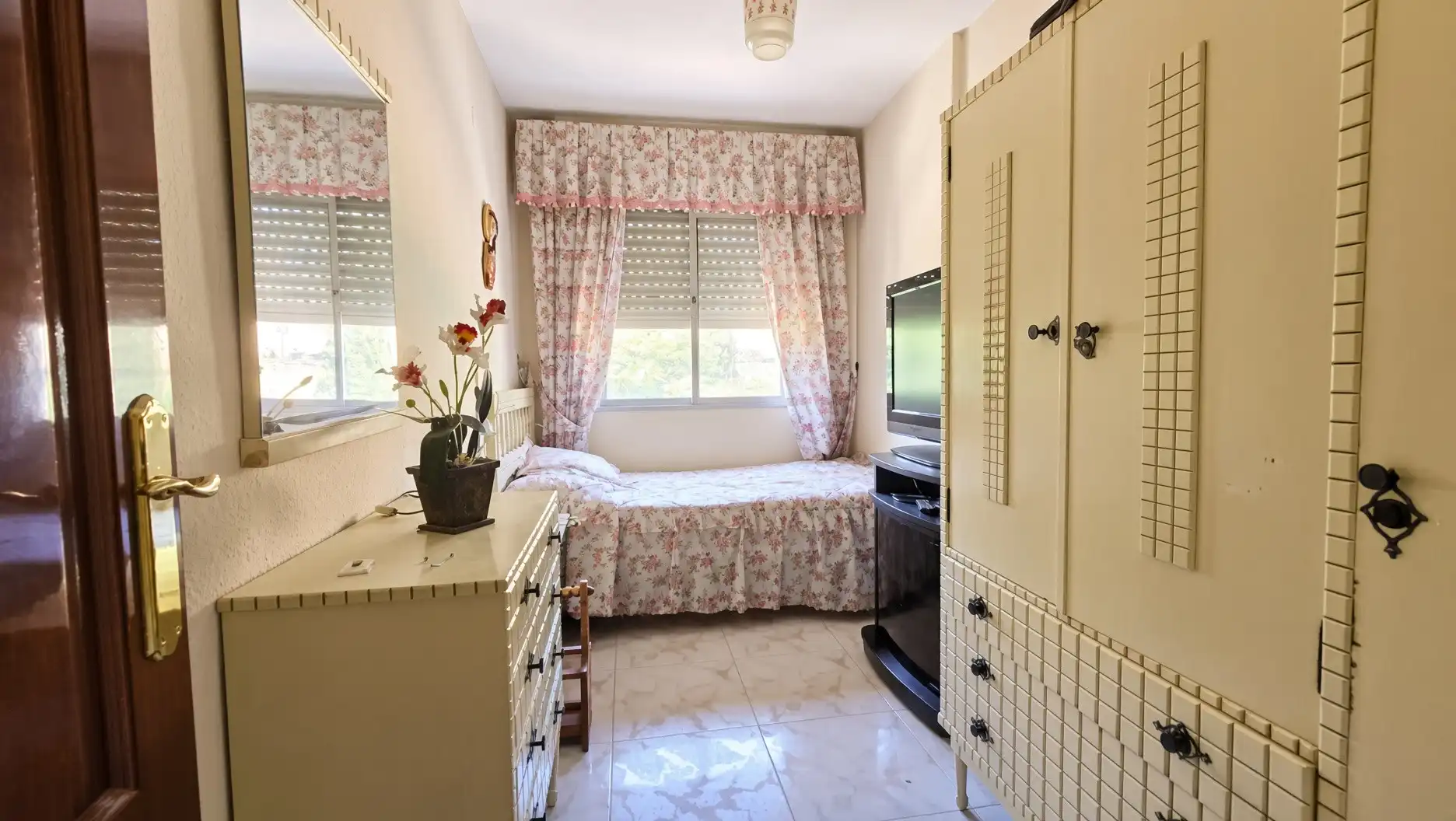 Dormitori de Apartament en venda en Marbella amb Moblat i Internet