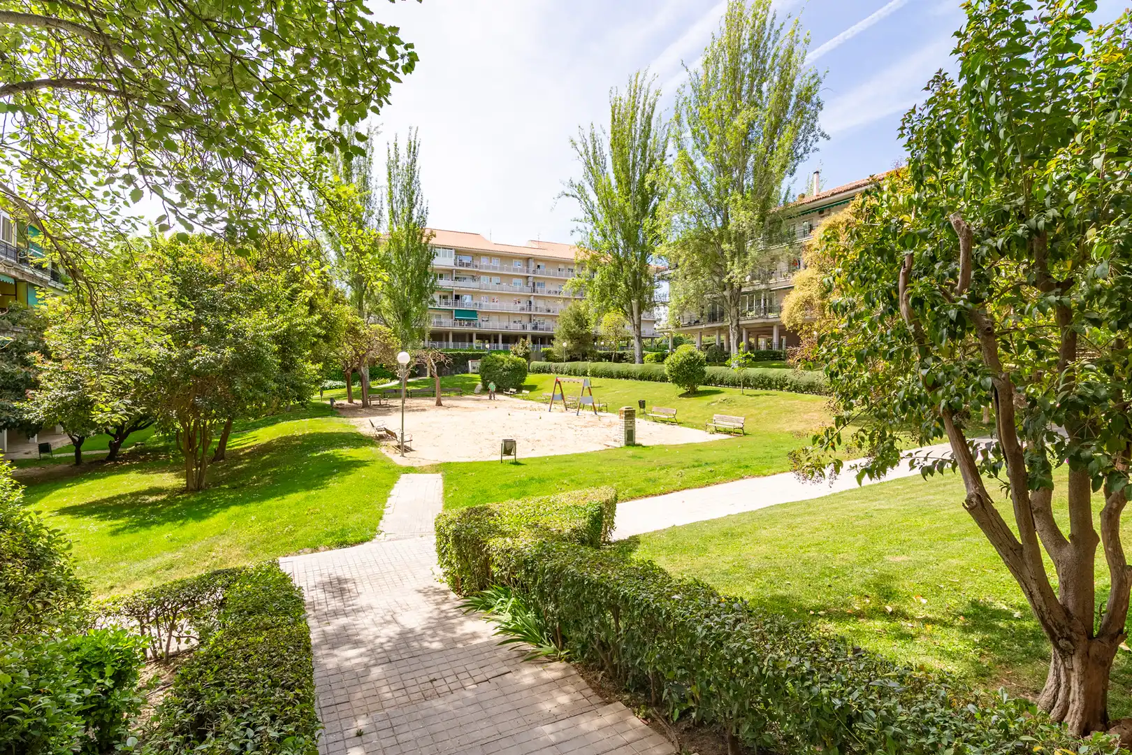 Jardí de Pis en venda en Móstoles amb Calefacció, Jardí privat i Parquet
