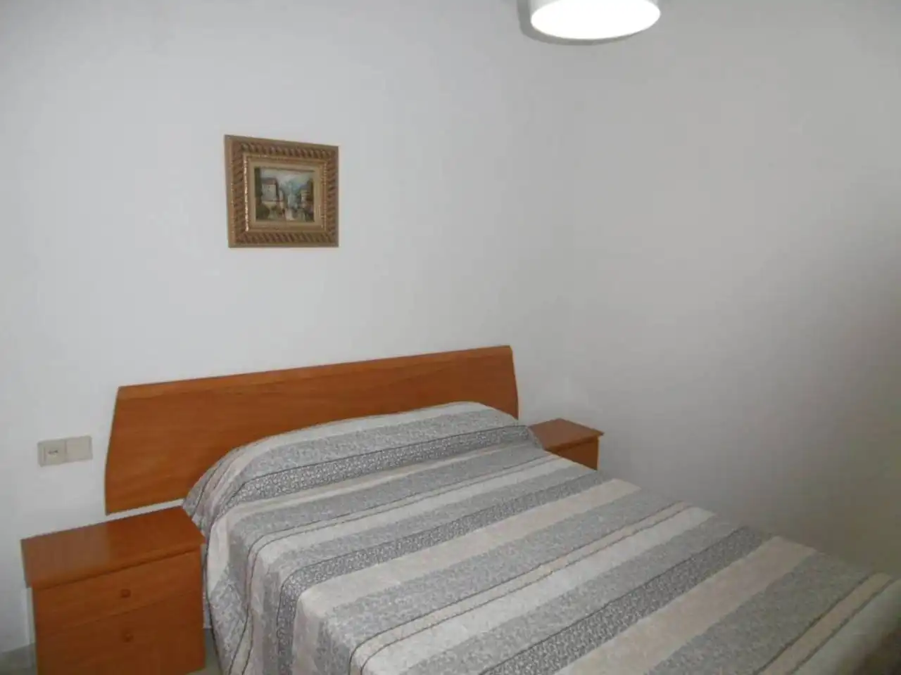 Habitación de Piso de alquiler en Almería con Amueblado