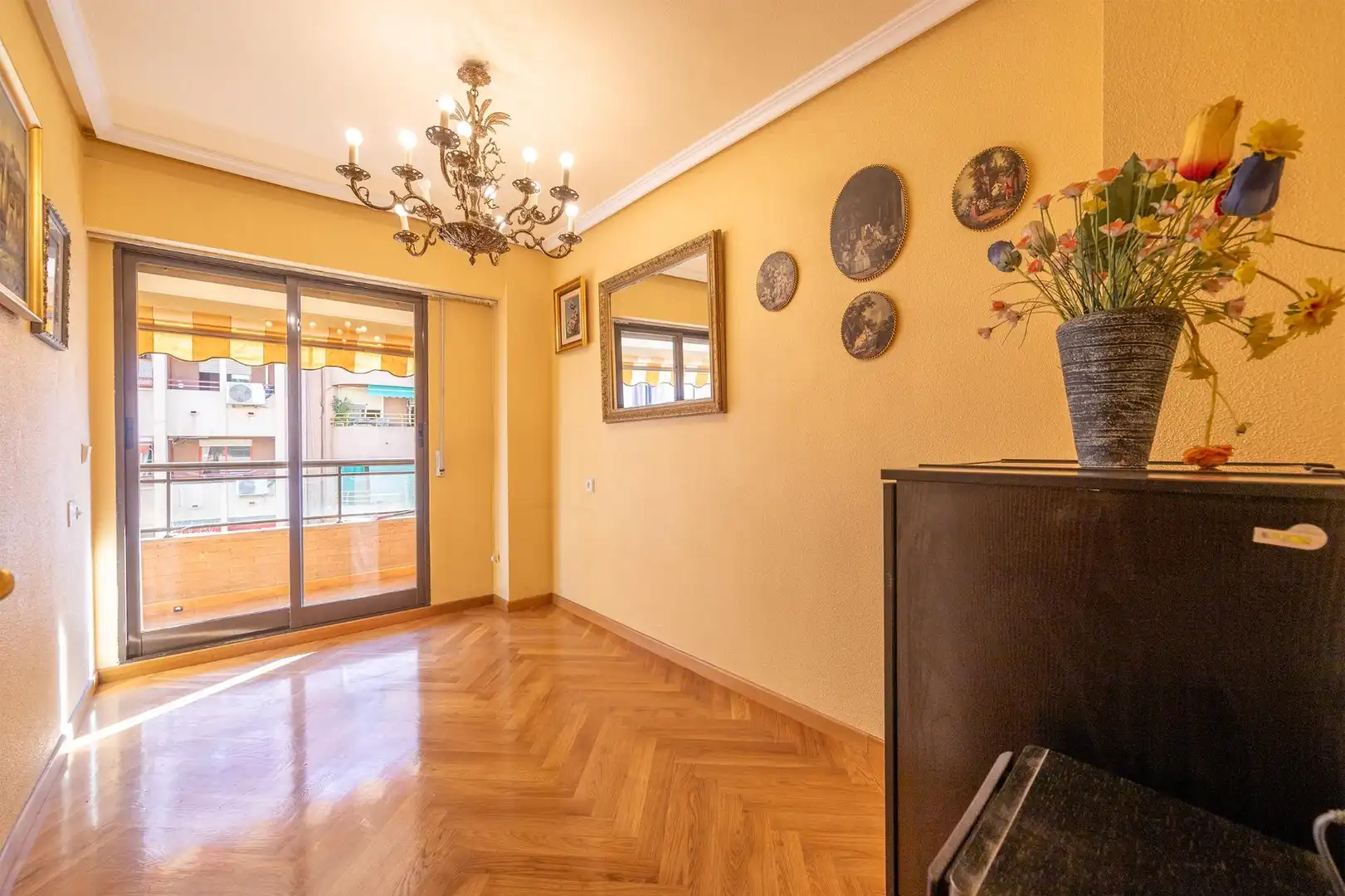 Flat for sale in Calle SAN VICENTE, Mercado