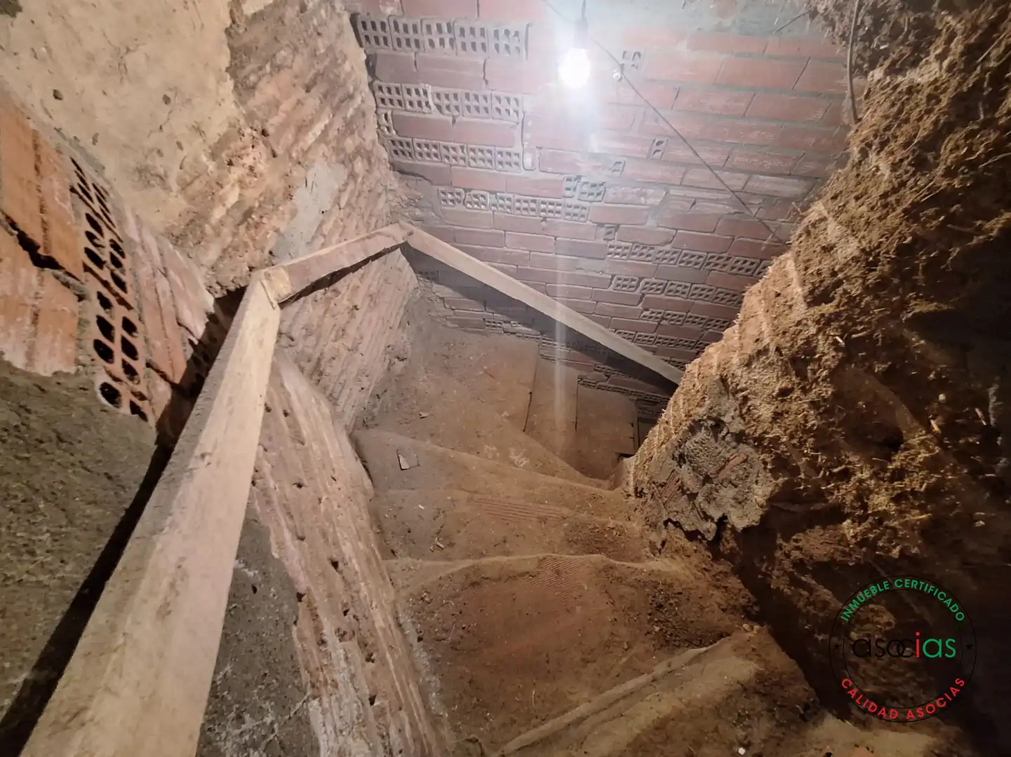 Casa adosada en venta en Grajal de Campos con Calefacción, Jardín privado y Balcón