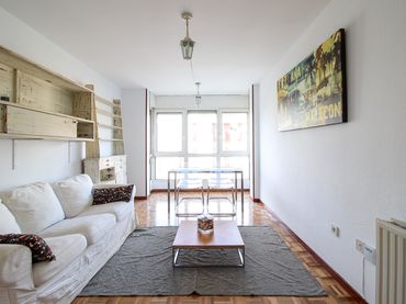 Apartamento con balcón en venta en Calle Ricardo López Aranda