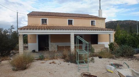Solvia Inmobiliaria  Chalet independiente Pliego