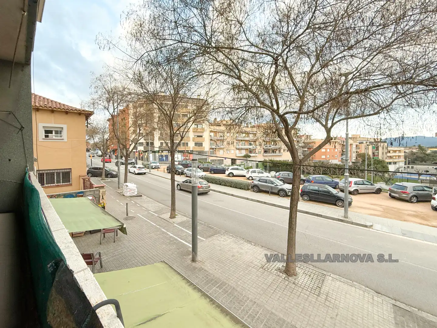 Vista exterior de Piso en venta en Parets del Vallès con Balcón
