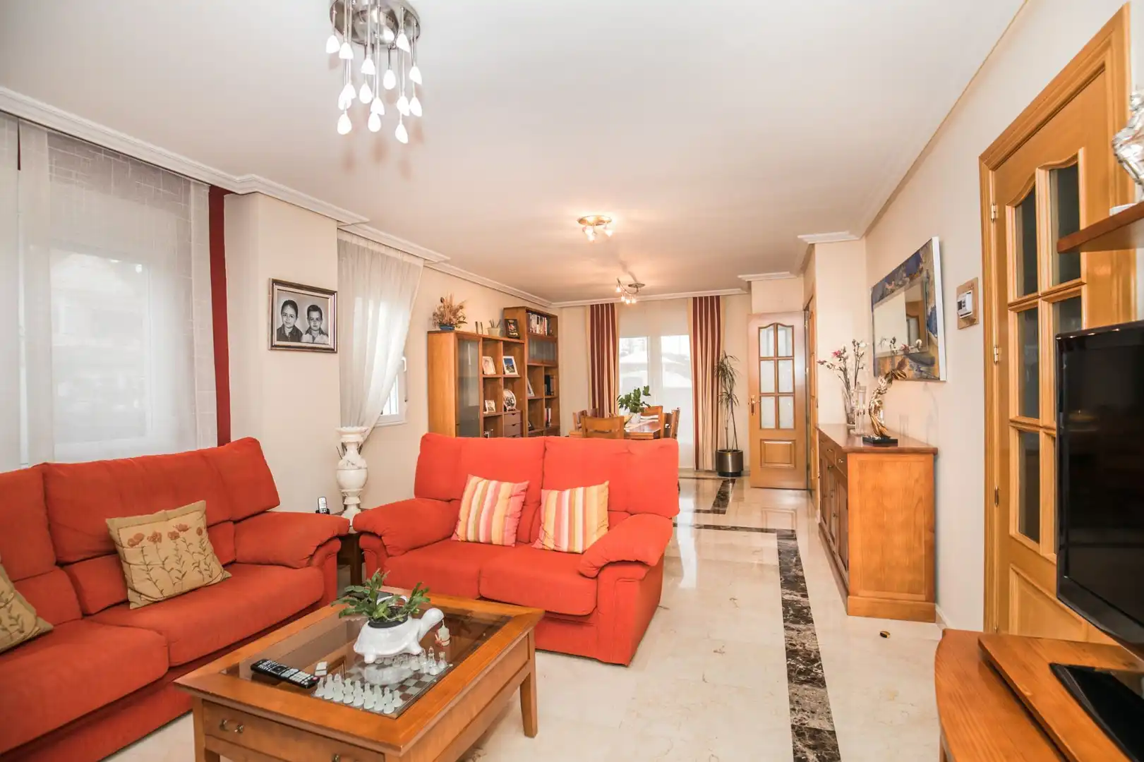 Sala d'estar de Casa o xalet en venda en Ávila amb Calefacció, Jardí privat i Terrassa
