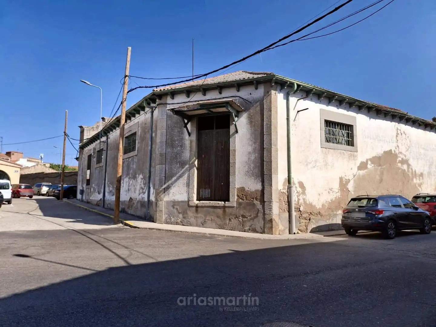Vista exterior de Edificio en venta en Vitigudino, Salamanca