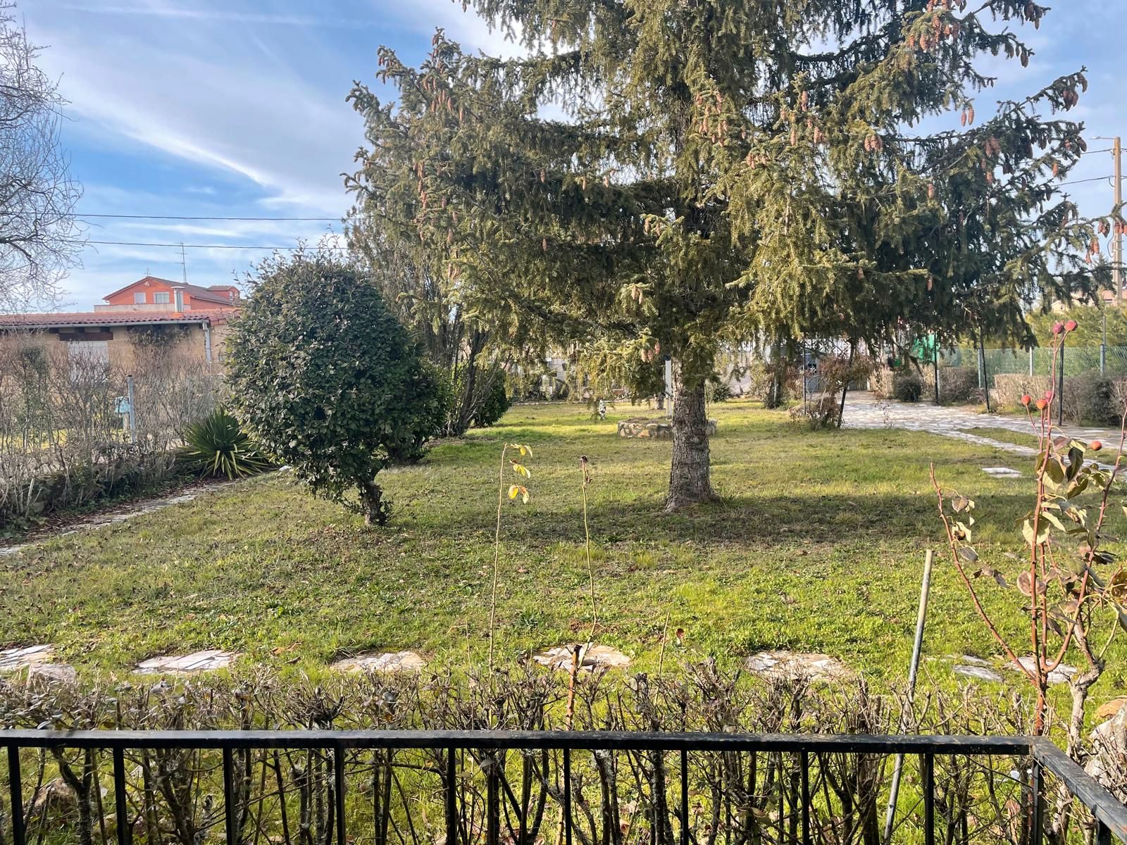 Jardí de Casa o xalet en venda en Vegas del Condado amb Calefacció, Jardí privat i Traster