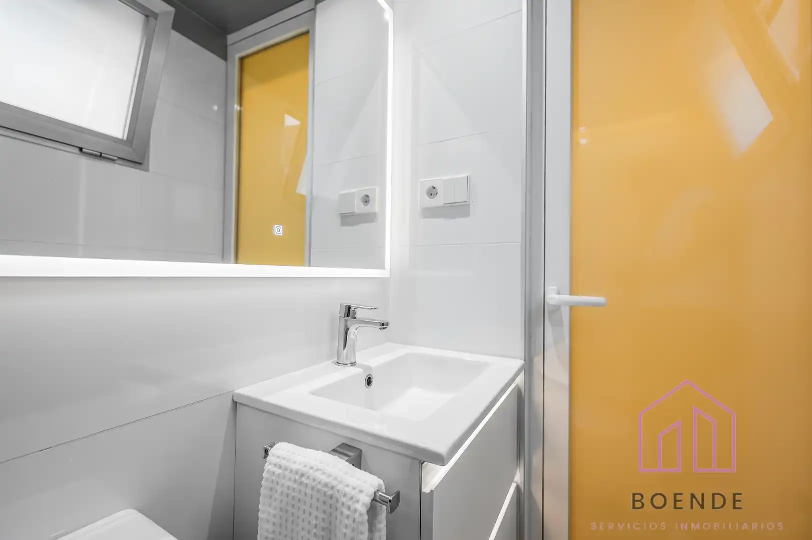 Baño de Piso en venta en Madrid con Aire acondicionado, Calefacción y Parquet