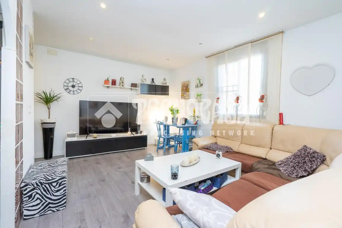 Sala de estar de Piso en venta en Coslada con Trastero