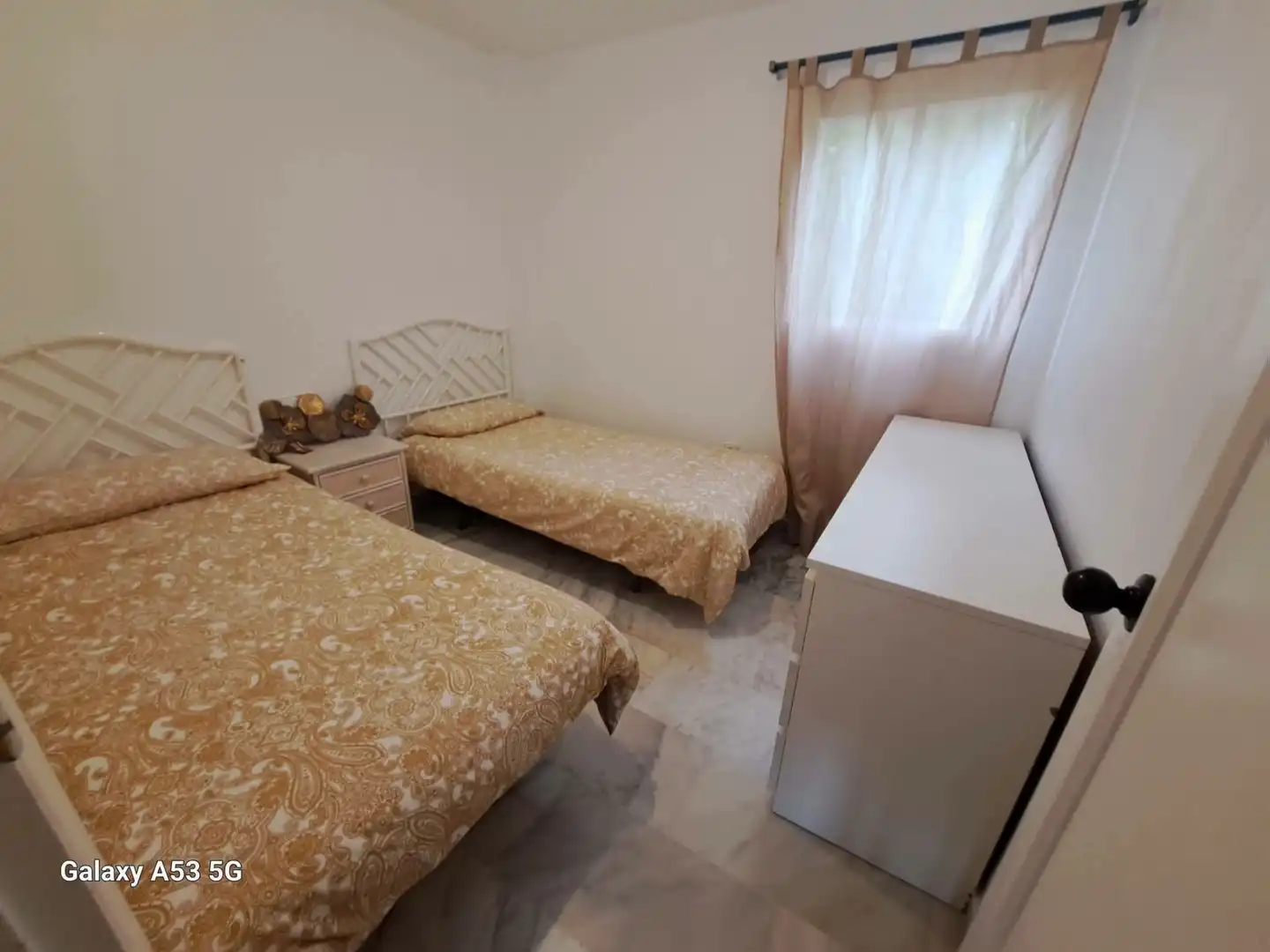 Dormitori de Pis en venda en Estepona amb Aire condicionat, Calefacció i Terrassa