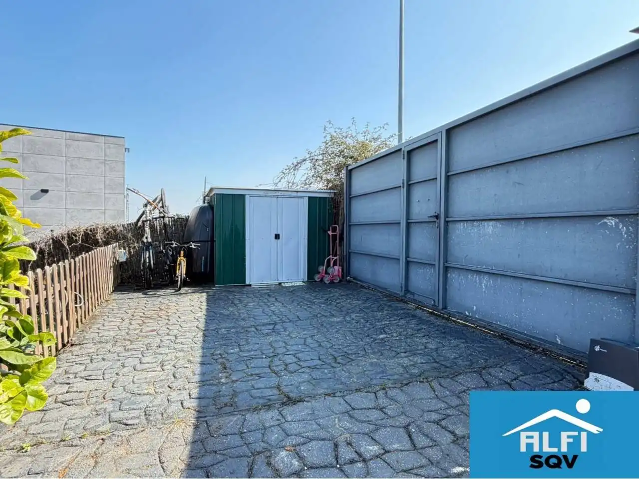 Aparcament de Casa o xalet en venda en Sant Quirze del Vallès amb Aire condicionat, Calefacció i Jardí privat