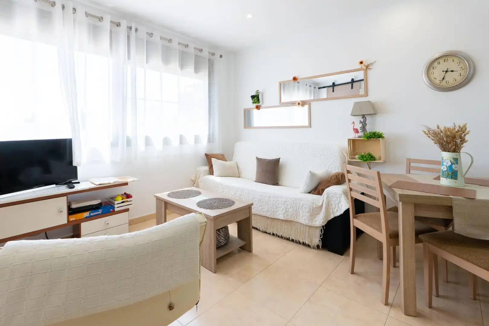 Sala de estar de Piso en venta en Deltebre con Aire acondicionado y Piscina comunitaria