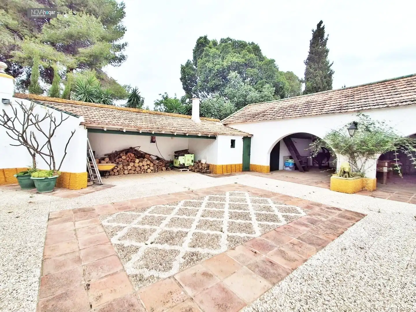 Vista exterior de Finca rústica en venda en Málaga amb Aire condicionat, Calefacció i Jardí privat