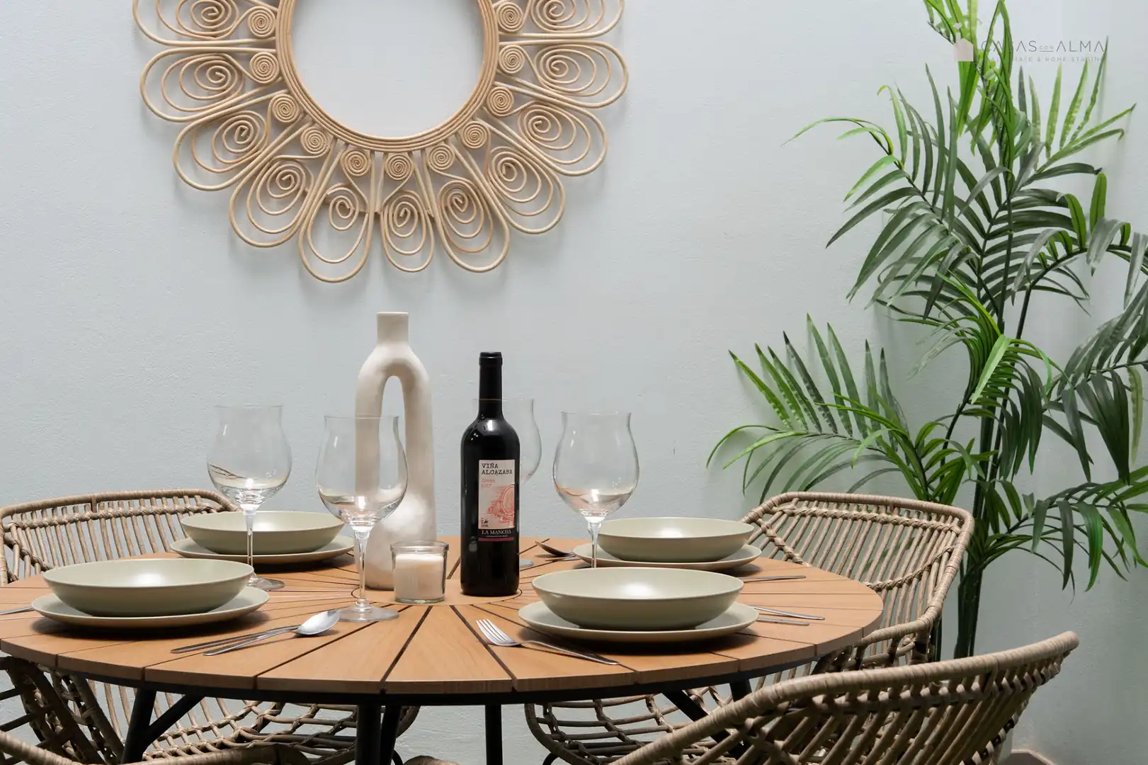Esszimmer von Einfamilien-Reihenhaus zum Verkauf in Las Palmas de Gran Canaria mit Klimaanlage, Terrasse und Abstellraum