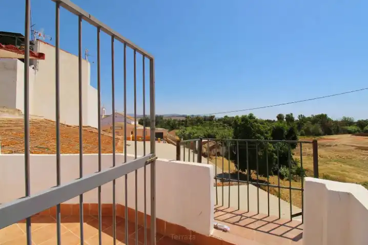 Vista exterior de Finca rústica de alquiler en Alhaurín de la Torre con Aire acondicionado, Calefacción y Terraza