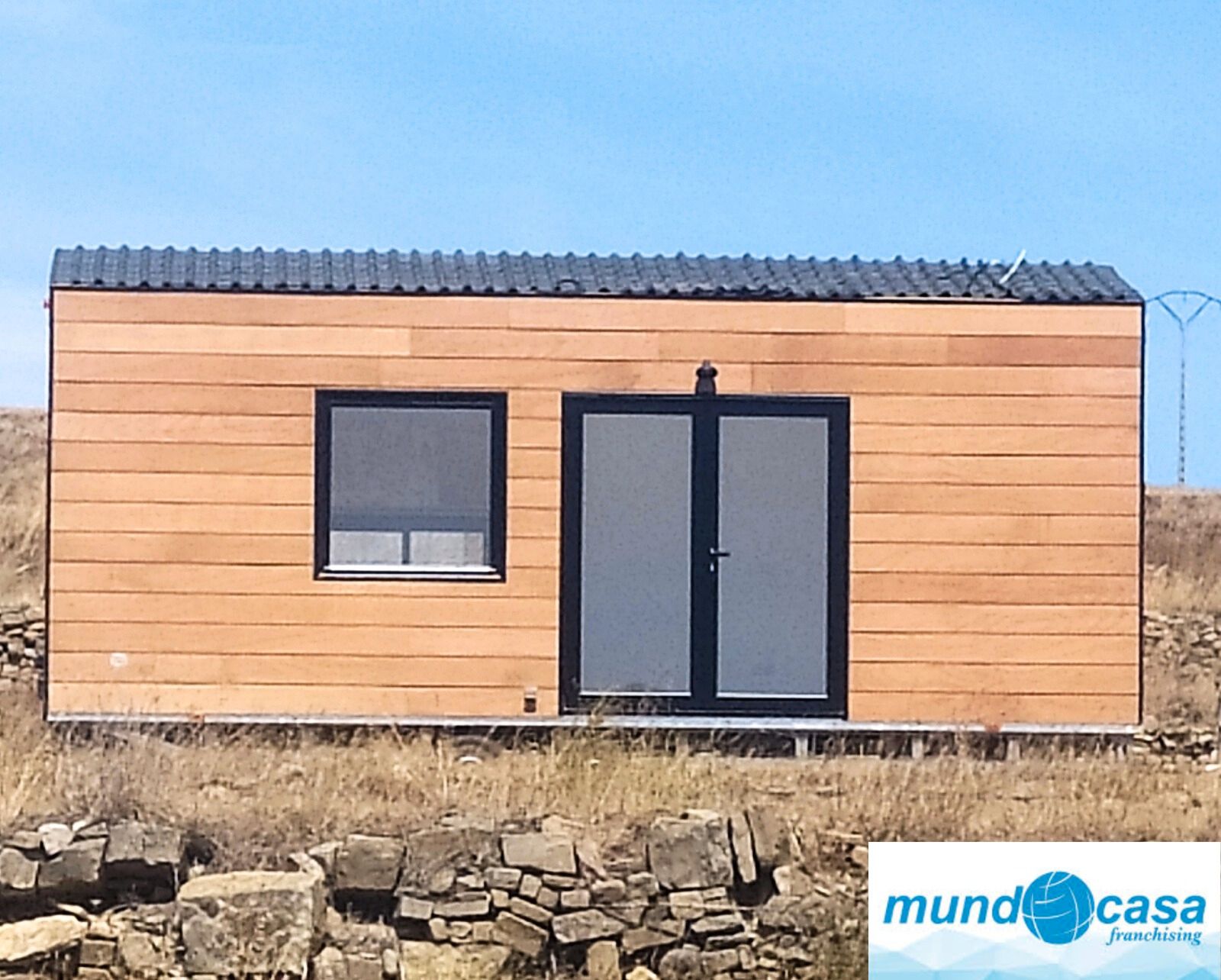 Vista exterior de Casa o xalet en venda en La Puebla de Alfindén amb Aire condicionat, Calefacció i Jardí privat