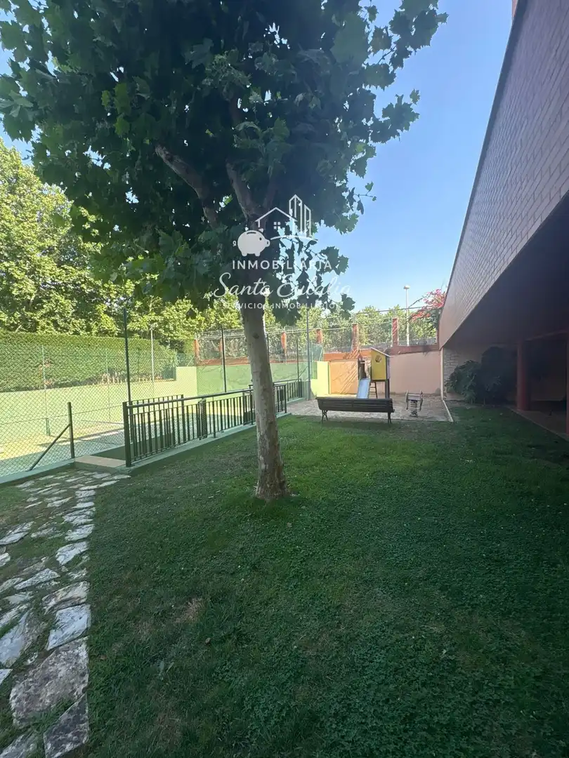 Jardí de Pis en venda en Mérida amb Aire condicionat, Calefacció i Parquet