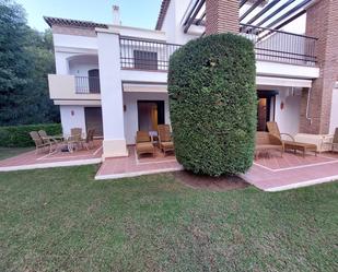 Jardí de Planta baixa en venda en Benahavís amb Aire condicionat, Terrassa i Piscina