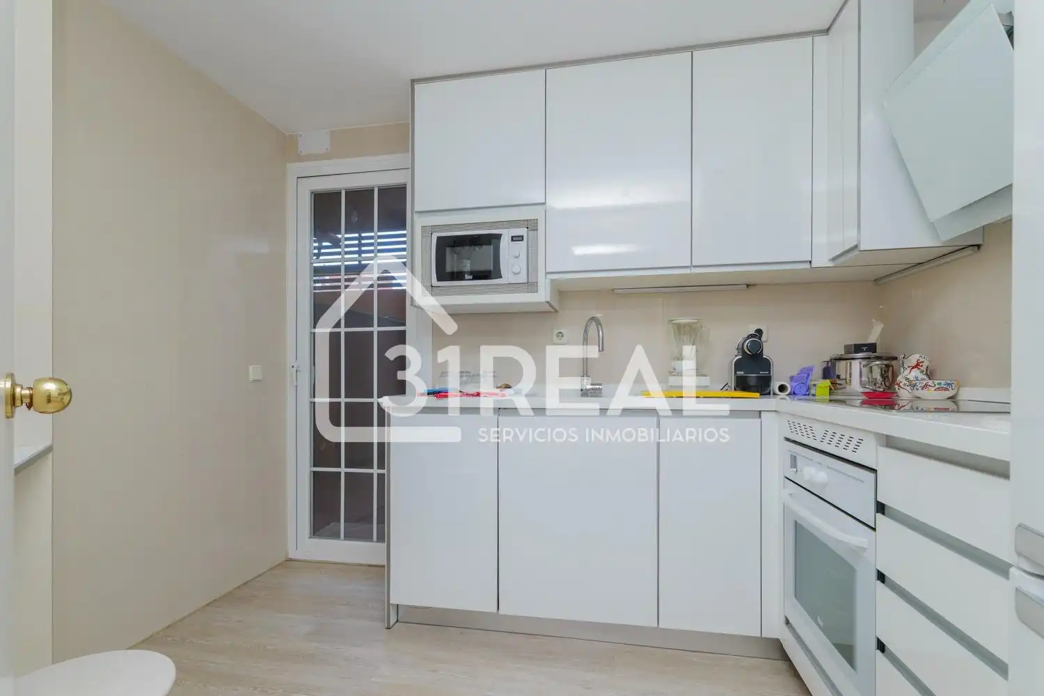Cocina de Piso en venta en Madrid con Calefacción, Jardín privado y Terraza