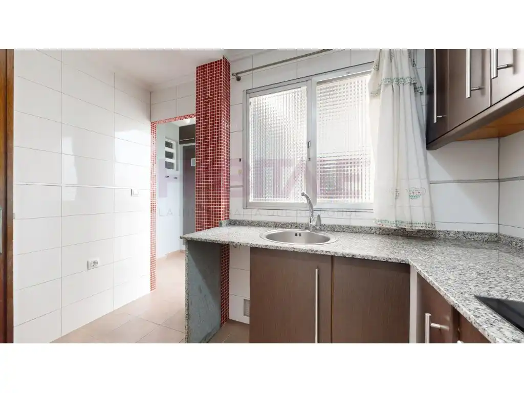 Kitchen of Flat for sale in Valencia  with Balcony
