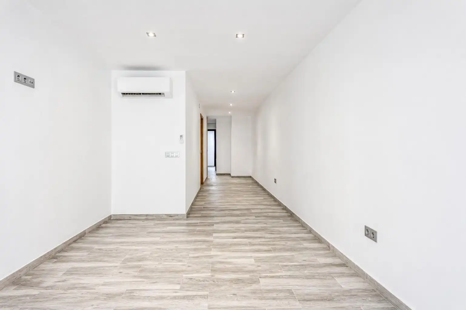 Wohnung zum Verkauf in Igualada mit Klimaanlage, Privatgarten und Terrasse