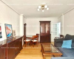 Living room of Flat to rent in Salamanca Capital  with Heating, Furnished and Oven