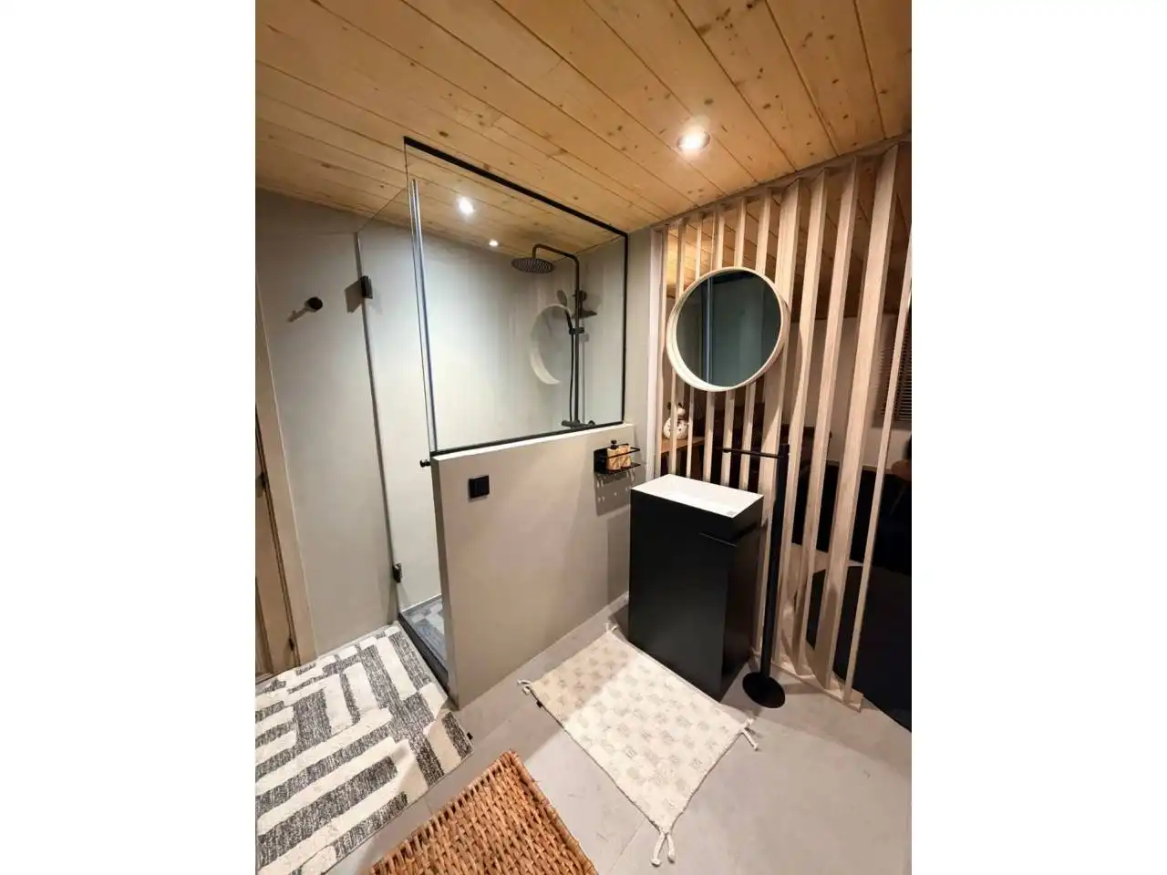 Bathroom of Houses for rent in Fontanals de Cerdanya  with Private garden, Parquet flooring and Terrace