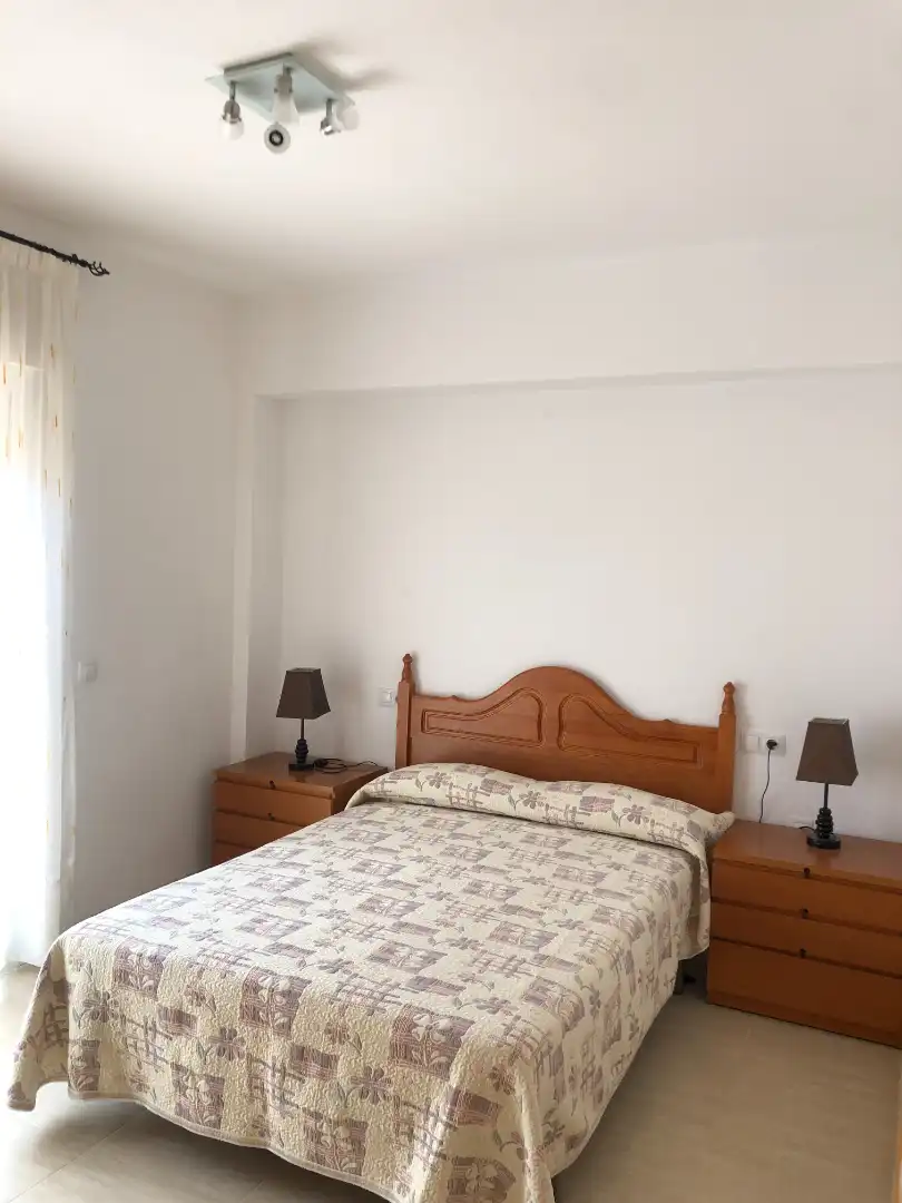 Habitación de Apartamento de alquiler en Cuevas del Almanzora con Aire acondicionado, Terraza y Piscina