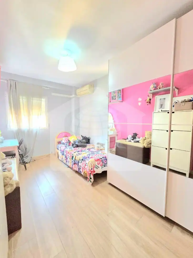 Habitación de Piso en venta en Málaga con Aire acondicionado