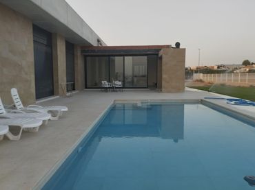 Villa con piscina in vendita a Pedanías Centro
